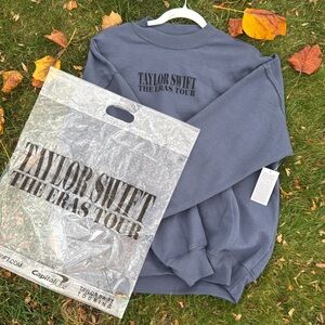 NEW! Taylor Swift Era’s Tour Crewneck Sweatshirt with International Dates!